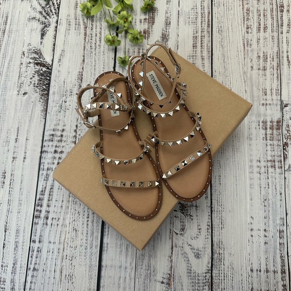 Pre-loved | Steve Madden Travel Sandal | Womens | Tan | 8